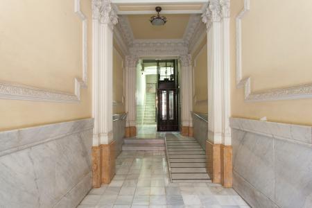 Appartement te huur in Barcelona Calabria - Rossello (min. 6 Months)