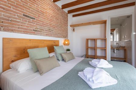 Charming two bedroom flat in El Raval