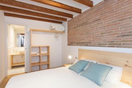 Appartement te huur in Barcelona St Antoni - Plaza Universitat