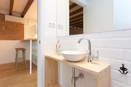 Appartement te huur in Barcelona St Antoni - Plaza Universitat