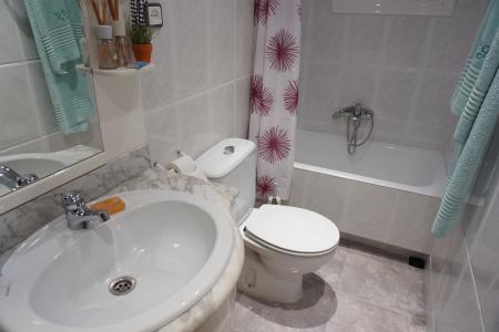 Apartment for Rent in Barcelona Mejía Lequerica - Gv Carles Iii